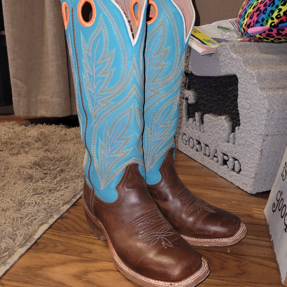 Tony Llama Boots